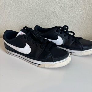 Nike Black and White Sneakers